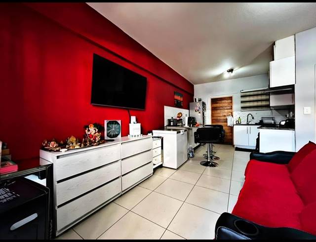 1 BEDROOM APARTMENT FOR SALE IN MILPARK